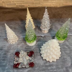 Various Battery Operated Christmas Trees One Glass Lot